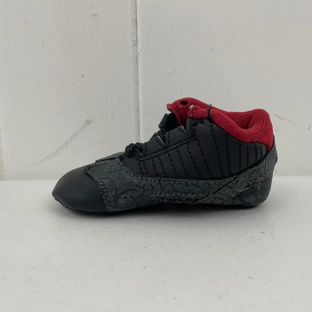 Air Jordan Retro XI 11 IE Low Bred 2003 306005-061 Toddler Size 2C